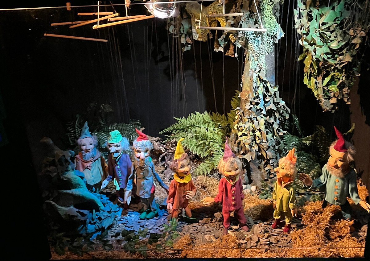 🎭 아우크스부르크 인형 상자 극장(아우크스부르거 푸펜키스테)